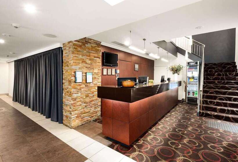 هتل Quality  Bayside Geelong