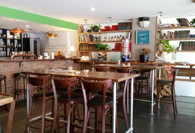 هتل Quest Newcastle