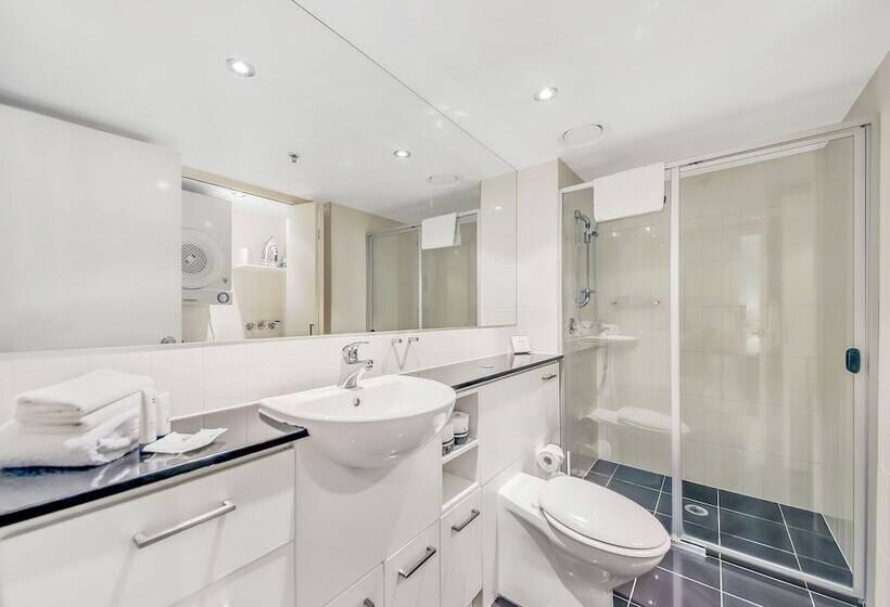 בית מלון כפרי Quest River Park Central