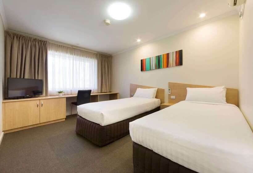 هتل Ramada Encore Belconnen