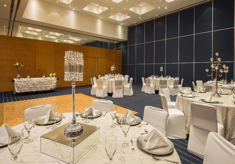 בית מלון כפרי Real Inn Torreón