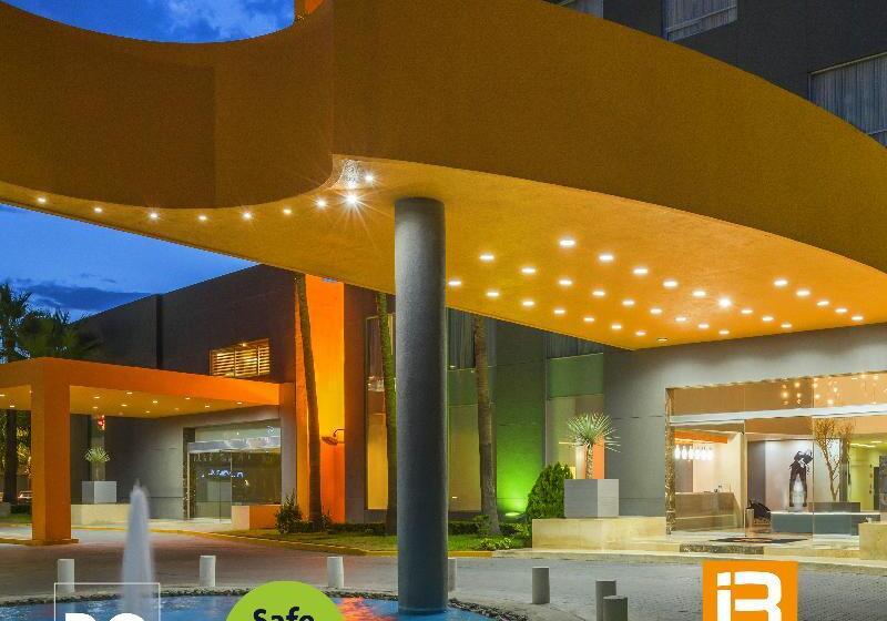 בית מלון כפרי Real Inn Torreón