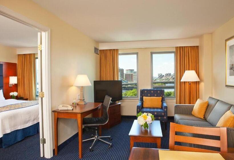 هتل Residence Inn By Marriott Boston Harbor On Tudor Wharf