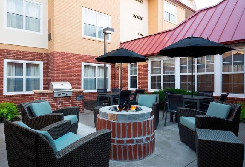 בית מלון כפרי Residence Inn Kansas City Olathe