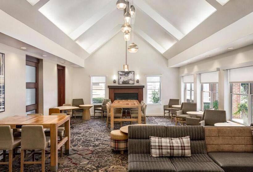 هتل Residence Inn Mobile