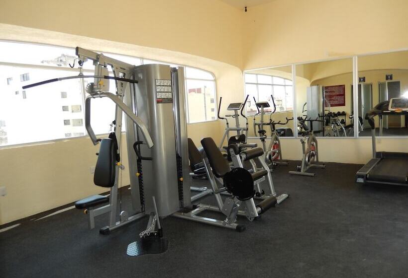 Отель Roma Guadalajara In Downtown