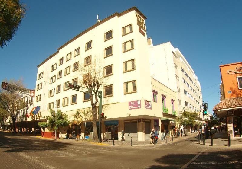 Отель Roma Guadalajara In Downtown