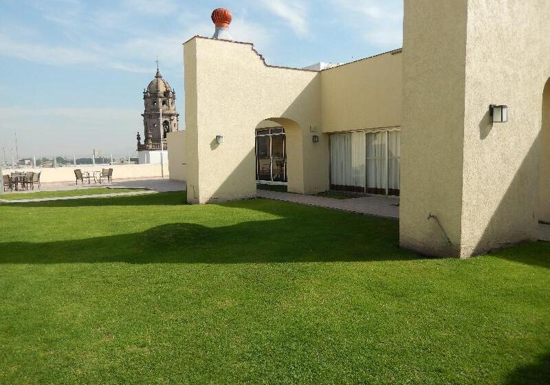 Отель Roma Guadalajara In Downtown