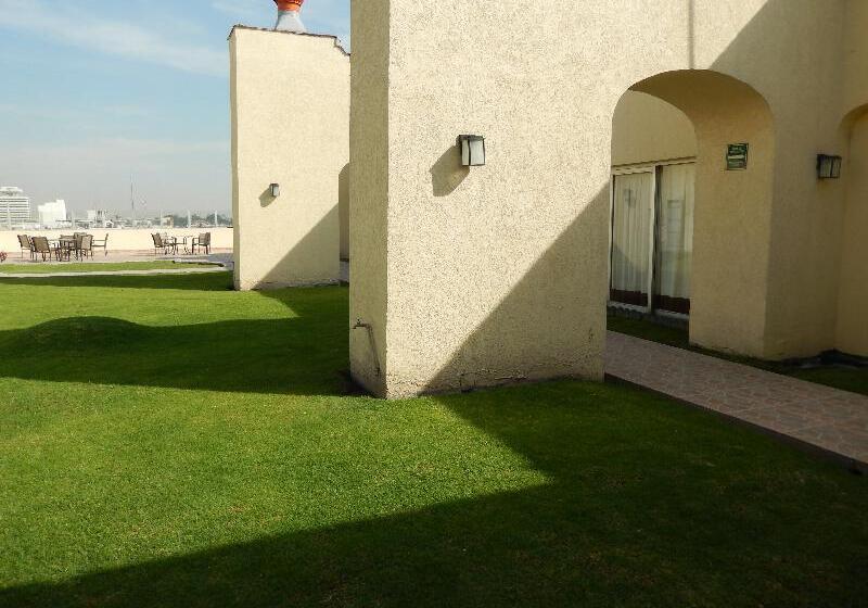 Отель Roma Guadalajara In Downtown