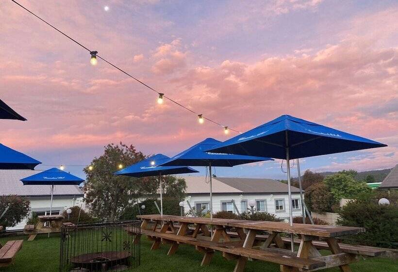 בית מלון כפרי Horizons Lake Jindabyne