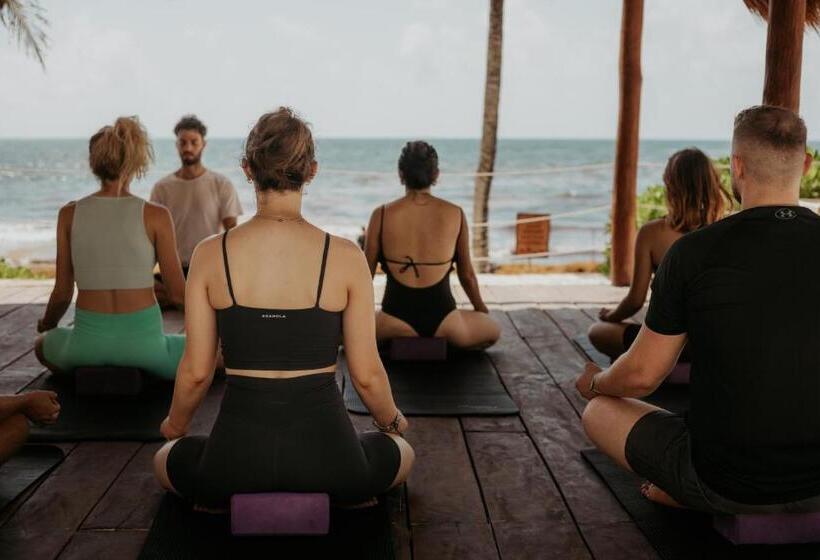 فندق Selina Tulum