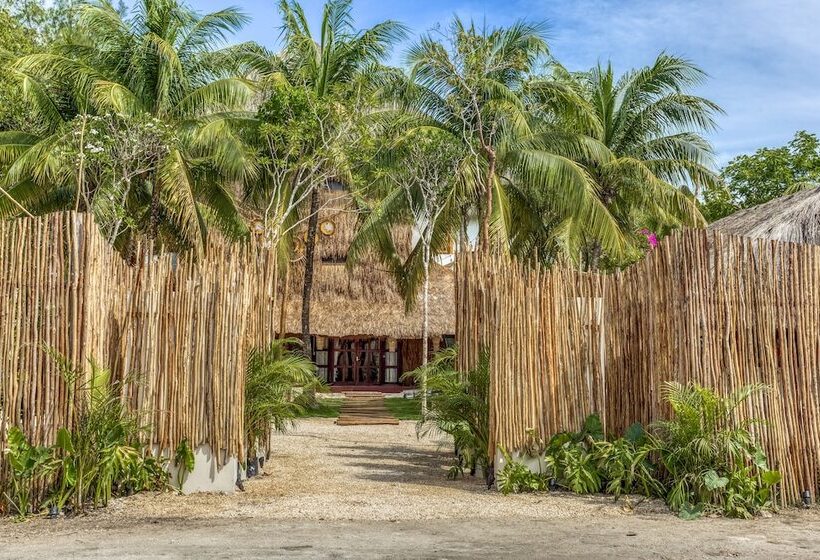 فندق Selina Tulum