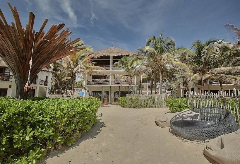 فندق Selina Tulum