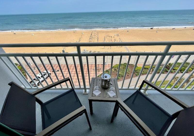 فندق Sheraton Oceanfront