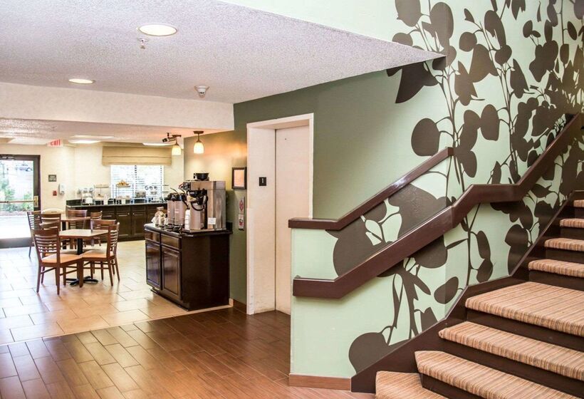 Отель Sleep Inn University Place