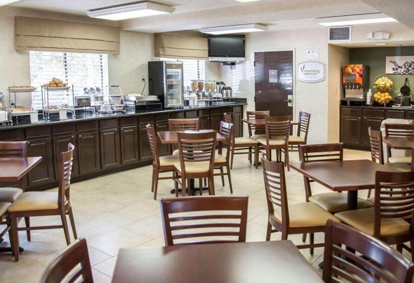 Отель Sleep Inn University Place