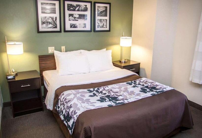 Отель Sleep Inn University Place