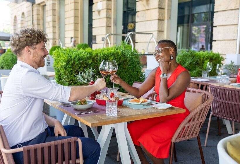 هتل Sofitel Munich Bayerpost