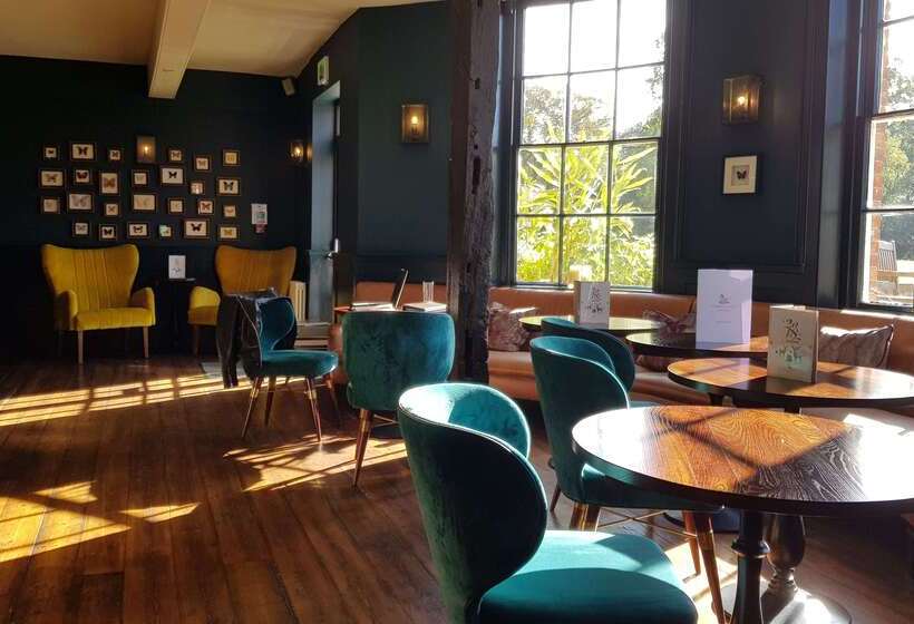 호텔 Stoke Place  Part Of The Cairn Collection