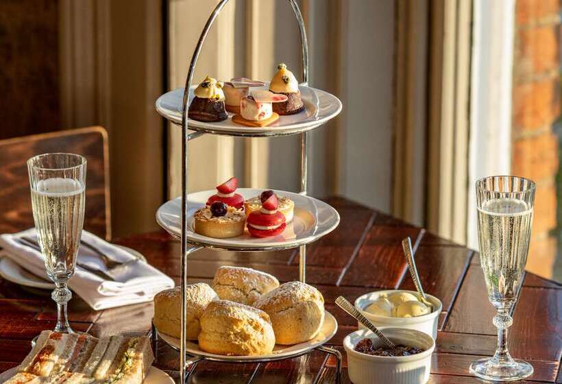 호텔 Stoke Place  Part Of The Cairn Collection