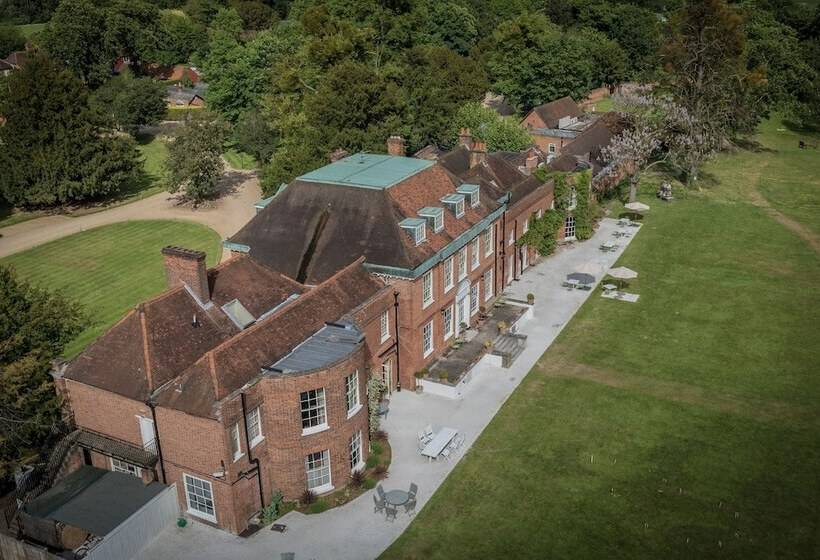 호텔 Stoke Place  Part Of The Cairn Collection