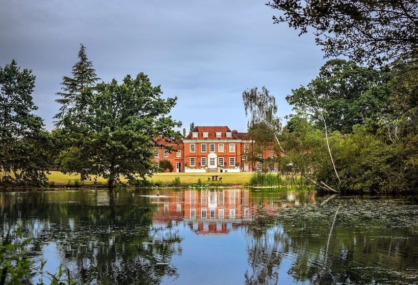 호텔 Stoke Place  Part Of The Cairn Collection