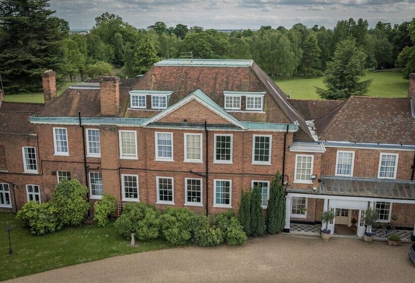 호텔 Stoke Place  Part Of The Cairn Collection