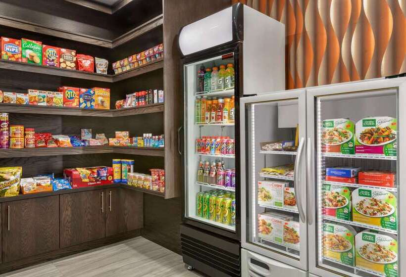 Szálloda Super 8 By Wyndham Ajax/toronto On