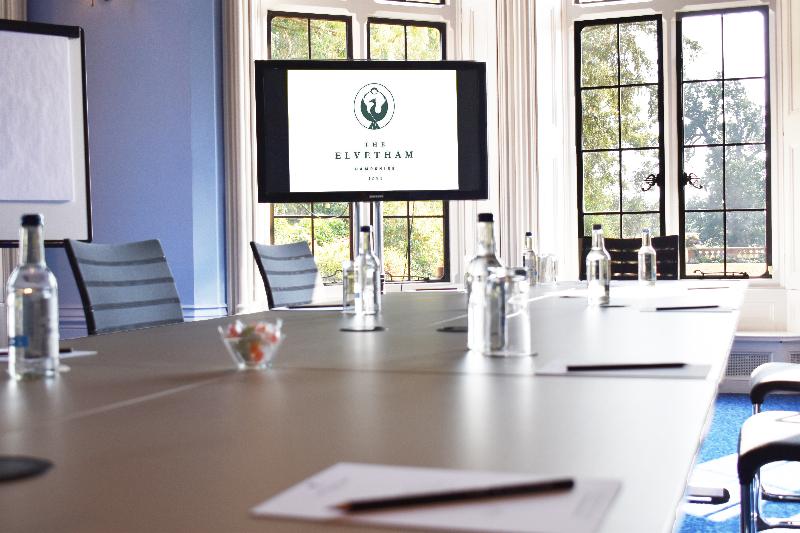 בית מלון כפרי The Elvetham