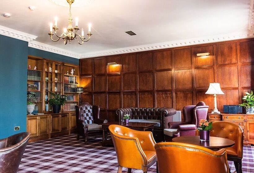 فندق The Moat House