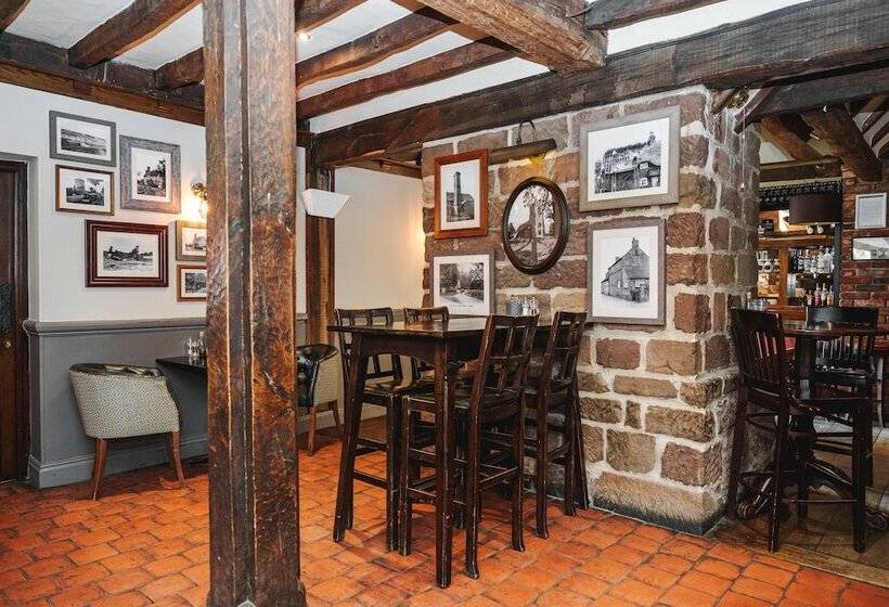 酒店 The Moat House