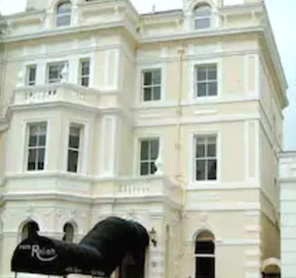 Отель The Relish