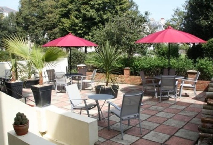 Отель The Relish