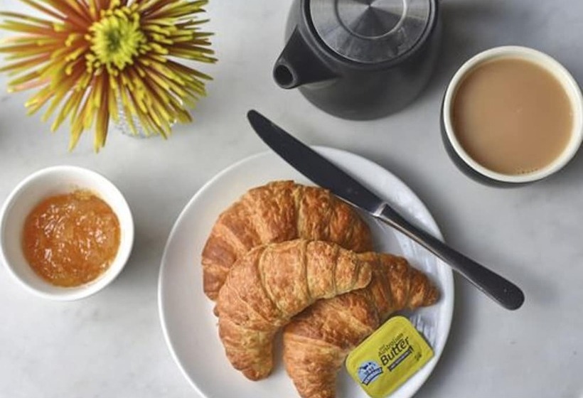 هتل The Russell Boutique