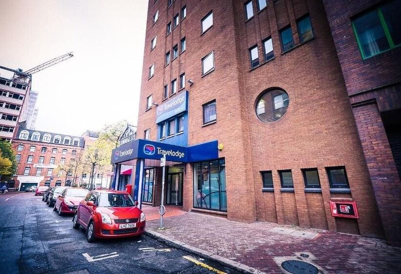 בית מלון כפרי Travelodge Belfast