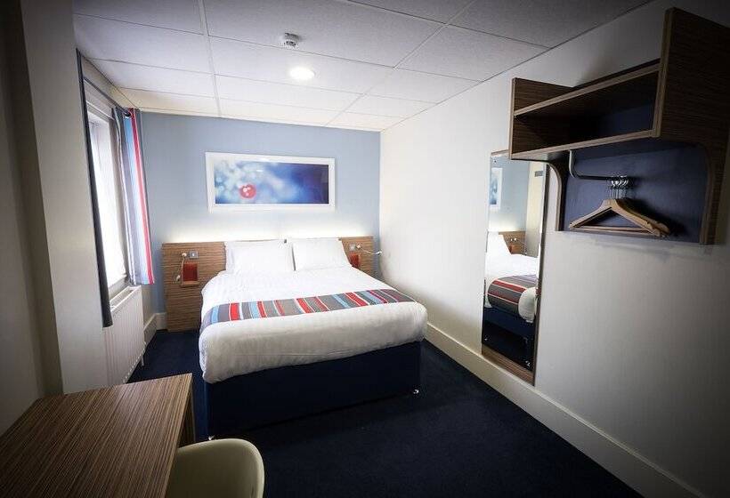 בית מלון כפרי Travelodge Belfast