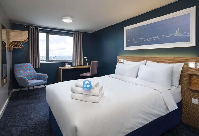 Отель Travelodge Ipswich