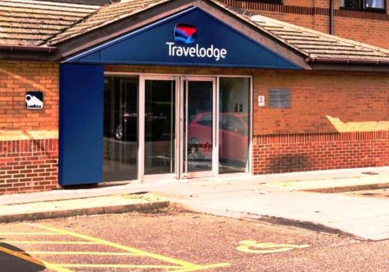 בית מלון כפרי Travelodge Peterborough Eye Green