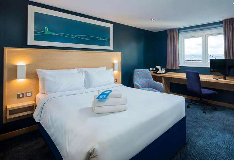هتل Travelodge Plymouth