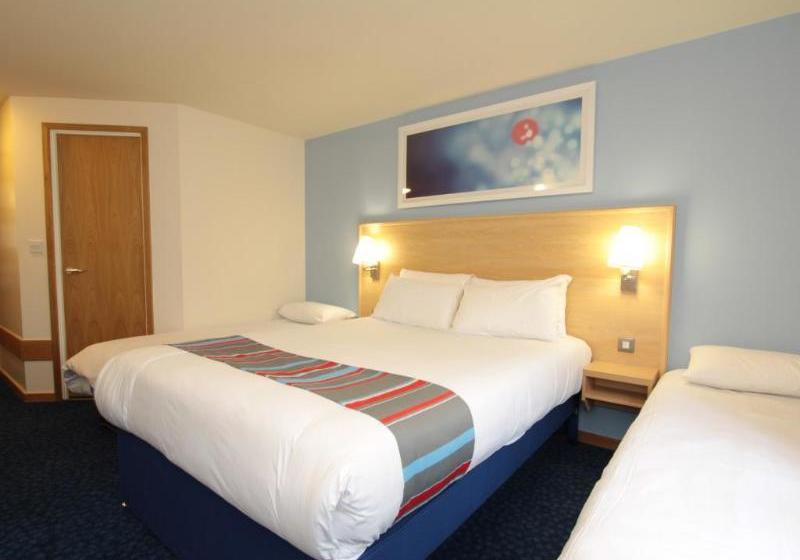 ホテル Travelodge Wirral Eastham