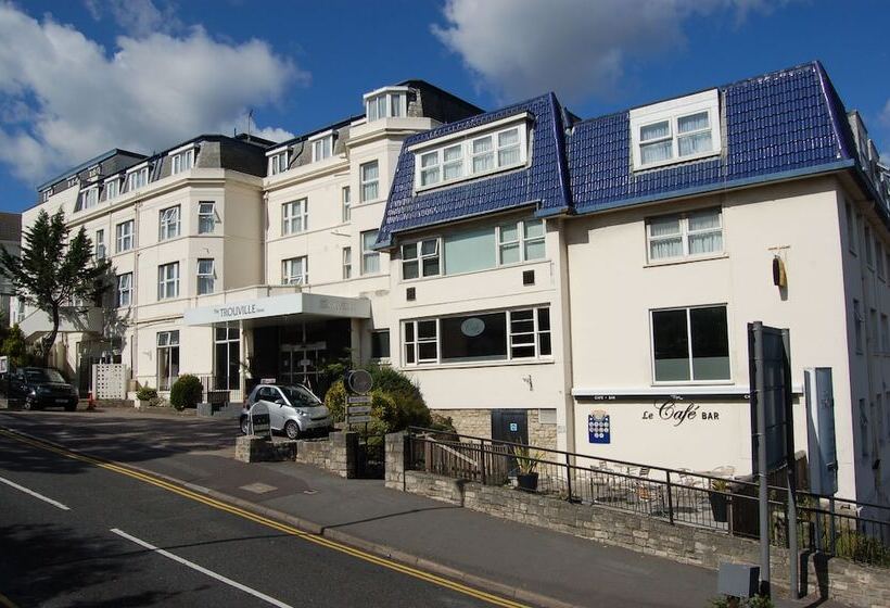 בית מלון כפרי The Trouville Bournemouth