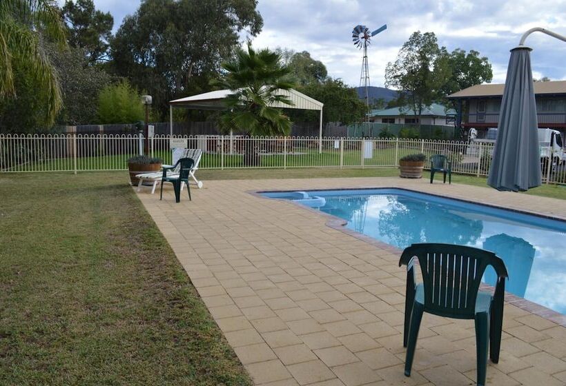 בית מלון כפרי Wanderlight Motor Inn