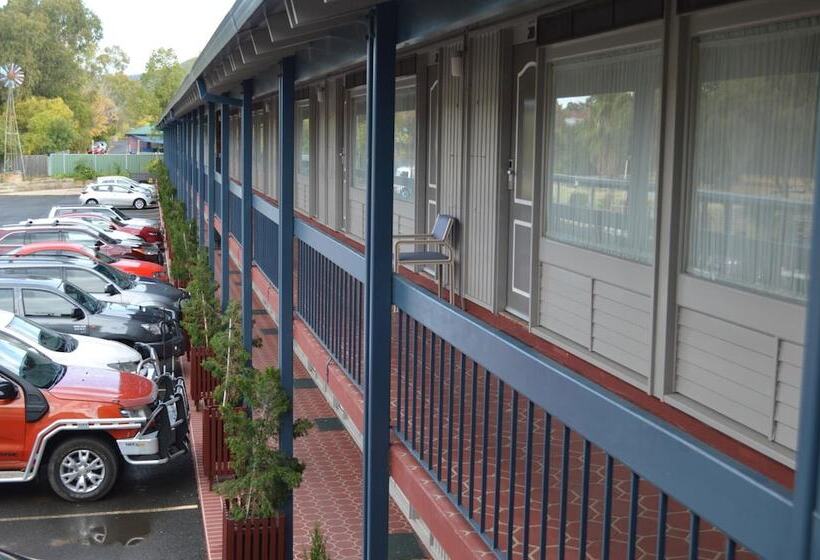 בית מלון כפרי Wanderlight Motor Inn