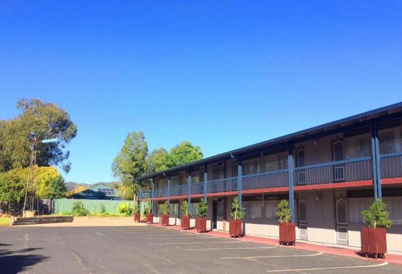 בית מלון כפרי Wanderlight Motor Inn