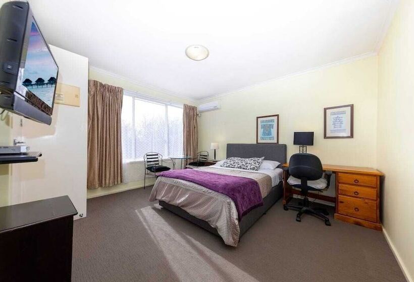 Knightsbridge Apartments