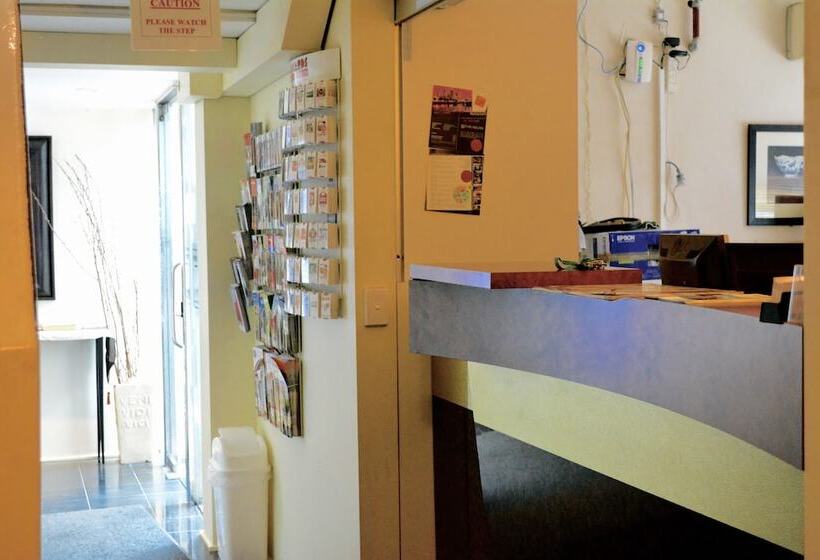 Knightsbridge Apartments