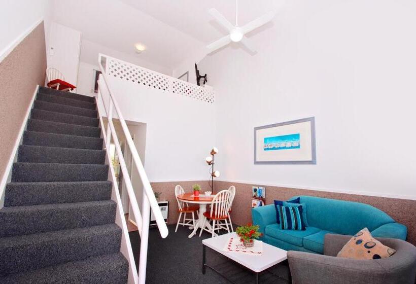 Sea Spray Motel   Merimbula