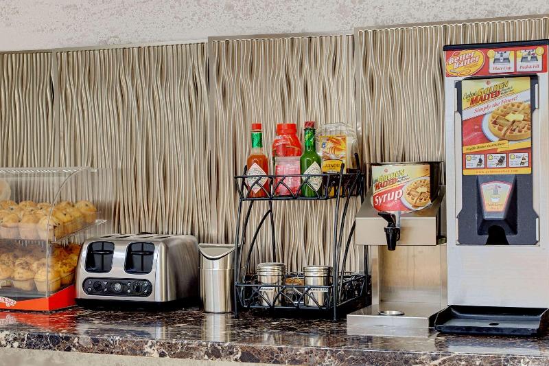 Microtel Inn & Suites By Wyndham Stockbridge/atlanta I75