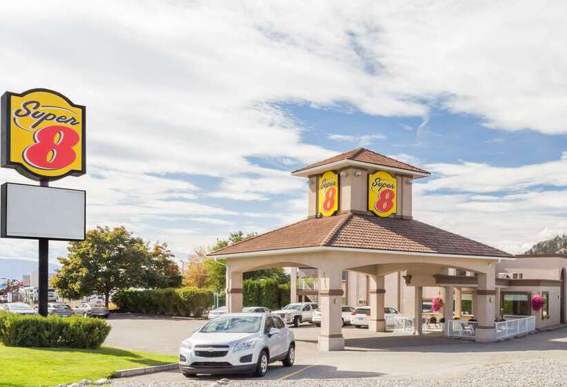 汽车旅馆  Super 8 By Wyndham Kelowna Bc