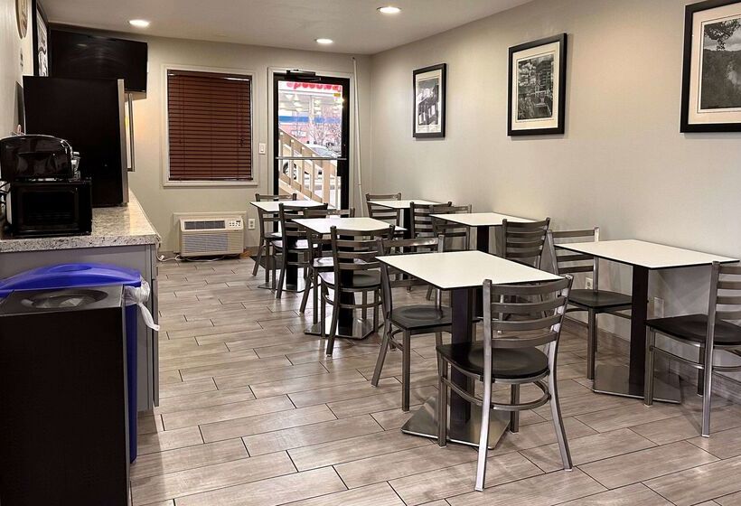 مُتل Super 8 By Wyndham Lafayette